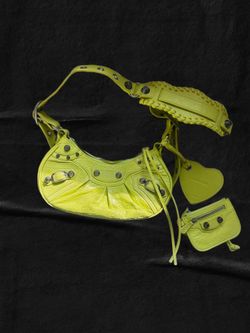 Balenciaga Le Cagole XS Shoulder Bag In Yellow