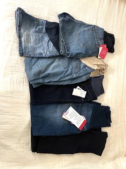 Maternity jeans, shorts, & leggings
