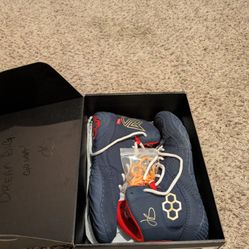 Rudis Size 9 Wrestling Shoes 