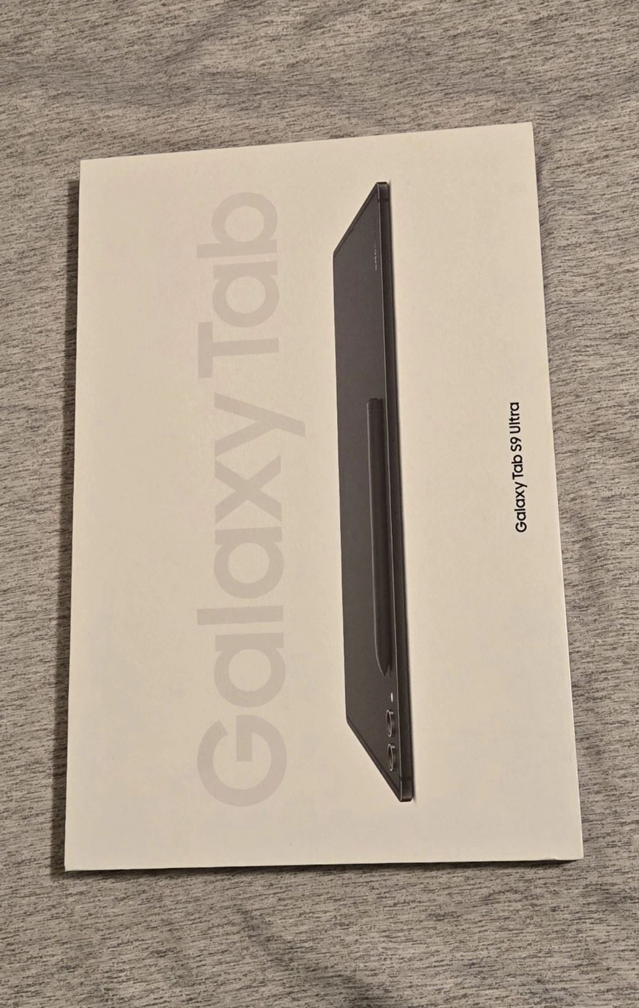 Samsung Galaxy tab S9 Ultra 14.6” 256gb WiFi with S pen