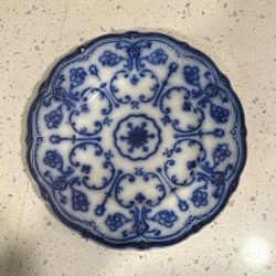 Flow blue New wharf pattern England Plates 8 Inch