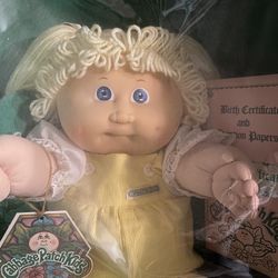 NEW Cabbage Patch Doll 1984