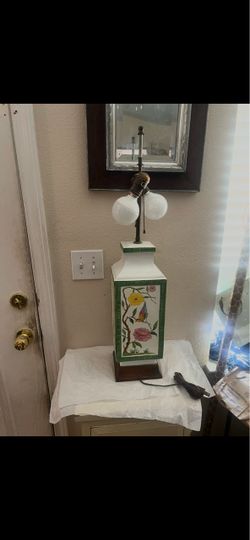 Chinoiserie Ceramic Table Lamp with Bird Floral Design