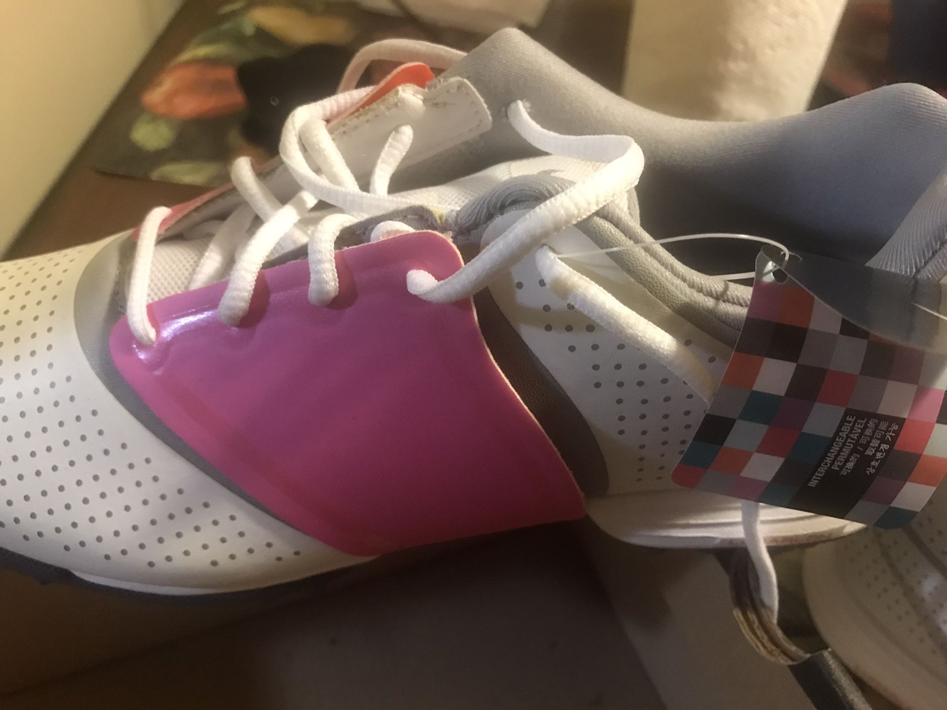 Tenis de golf nuevos