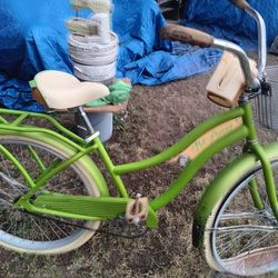 Huffy 24" Nel Lusso Girls' Cruiser Bike