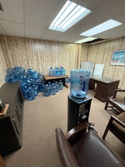 Free Office Furniture – Desks, File Cabinets, Shelving, Chairs & More