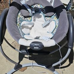 Graco Baby Swing Like NEW