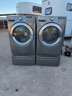 LG WASHER AND DRYER