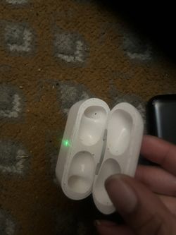Air Pod Changing Case 