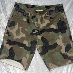 Camo Shorts size large