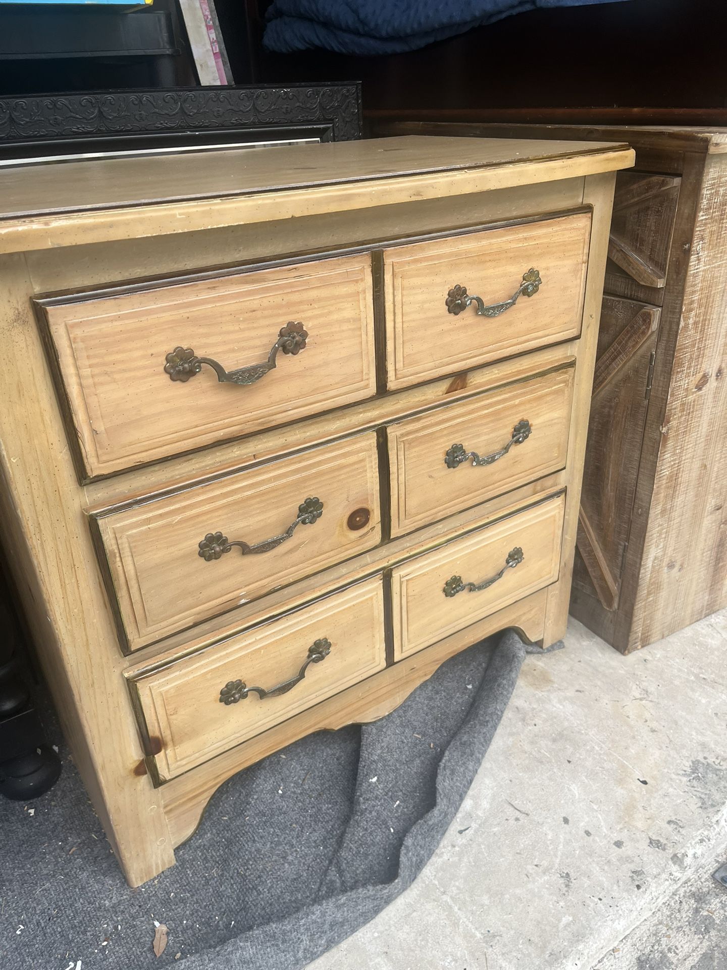 Wood Chest Dresser 30x18x30 for Sale in Fort Lauderdale, FL OfferUp