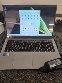 Acer Laptop Intel Core i5 with Charger