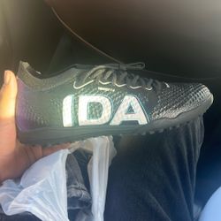 Ida Indoor Cleats Size 7.5 Us Men’s Brand New Condition