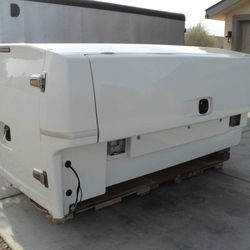 ONLY 5 LEFT -73% "THE MARANDA" Transferable Utility Bed-We Color Match auto parts accessories