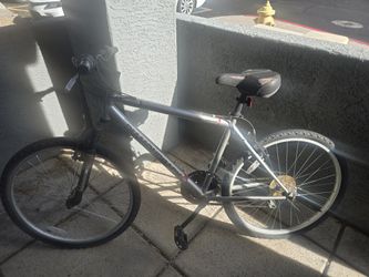 Women's Diamondback Mountain Bike