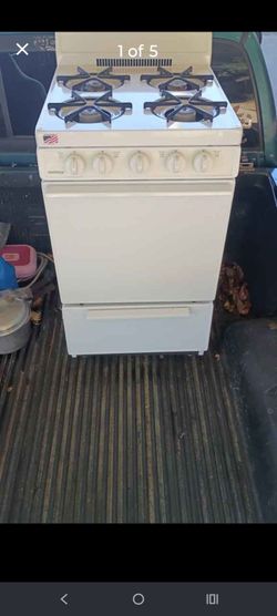 Holiday Gas Stove 20 in.