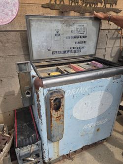 Pepsi machine