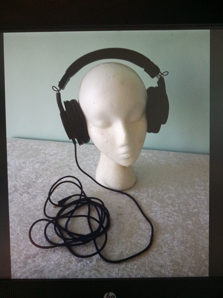 Audio Technica M Series Professional Monitor Headphones ATH-M20X