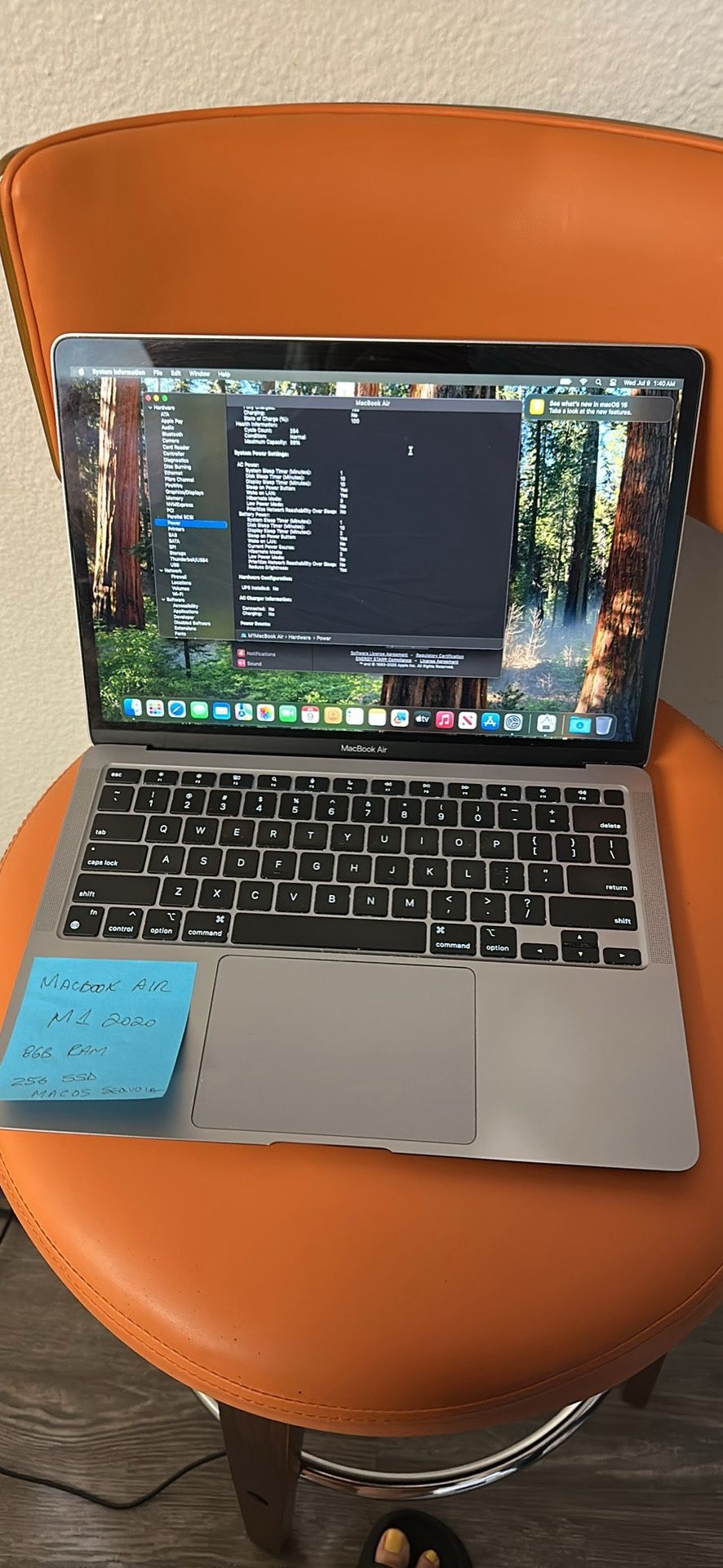 MacBook