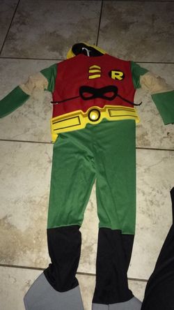 Costume