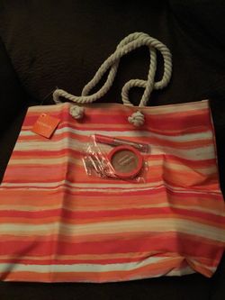 New Ulta Tote And Bronzer with a Lip plumping Christmas Gift