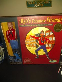 Brand New 1850"s Volunteer Fireman One of the Brave Nostalgic Fireman Action Figure Series Gearbox