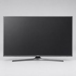 Samsung 50” 4K UHD Smart TV – Works Great