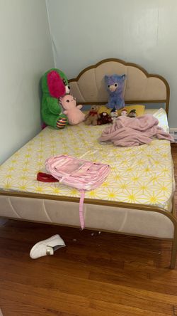 Full Bed And Mattress