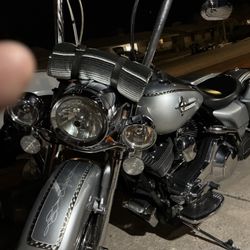 Harley Davidson, 2004 Road King