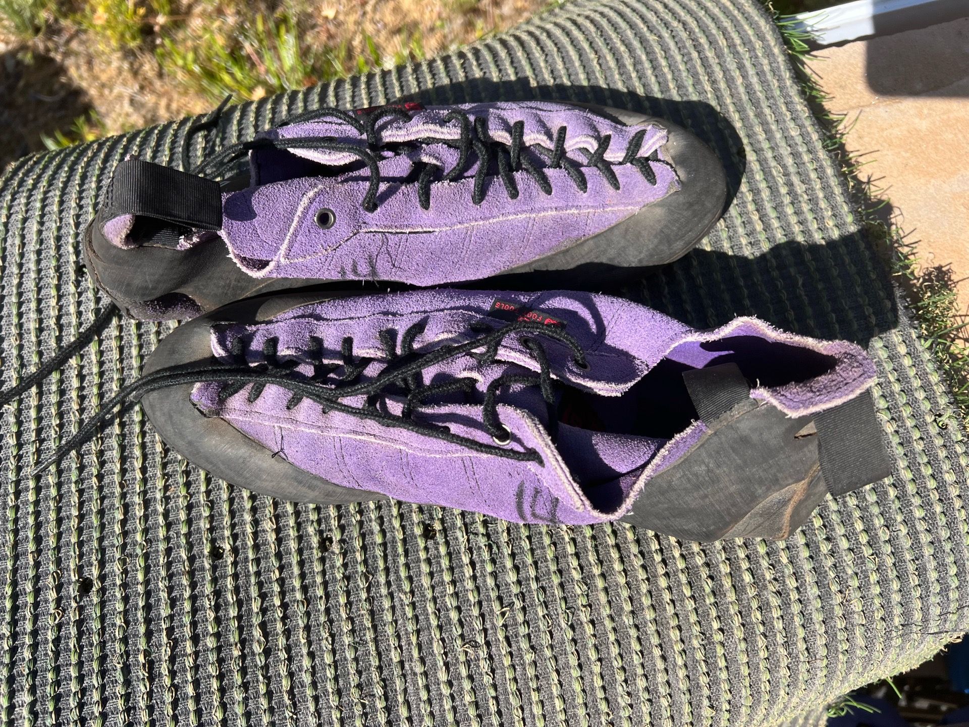 climbing shoes, 5:10’s
