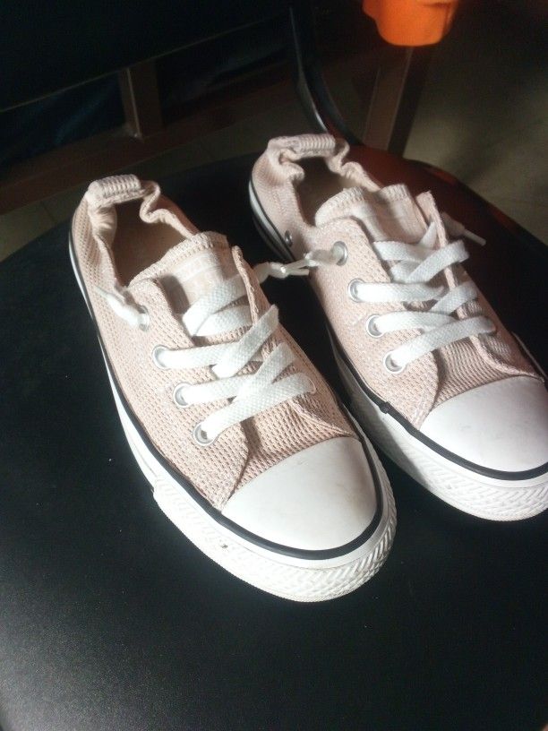 Rare Peach Pink Converse