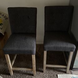 2 Bar Stools