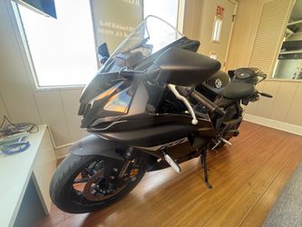 Yamaha r7