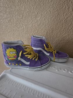 Lisa Simpson Vans 