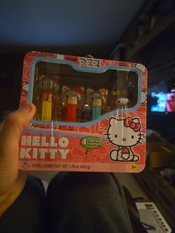 Hello kitty pez lunchbox