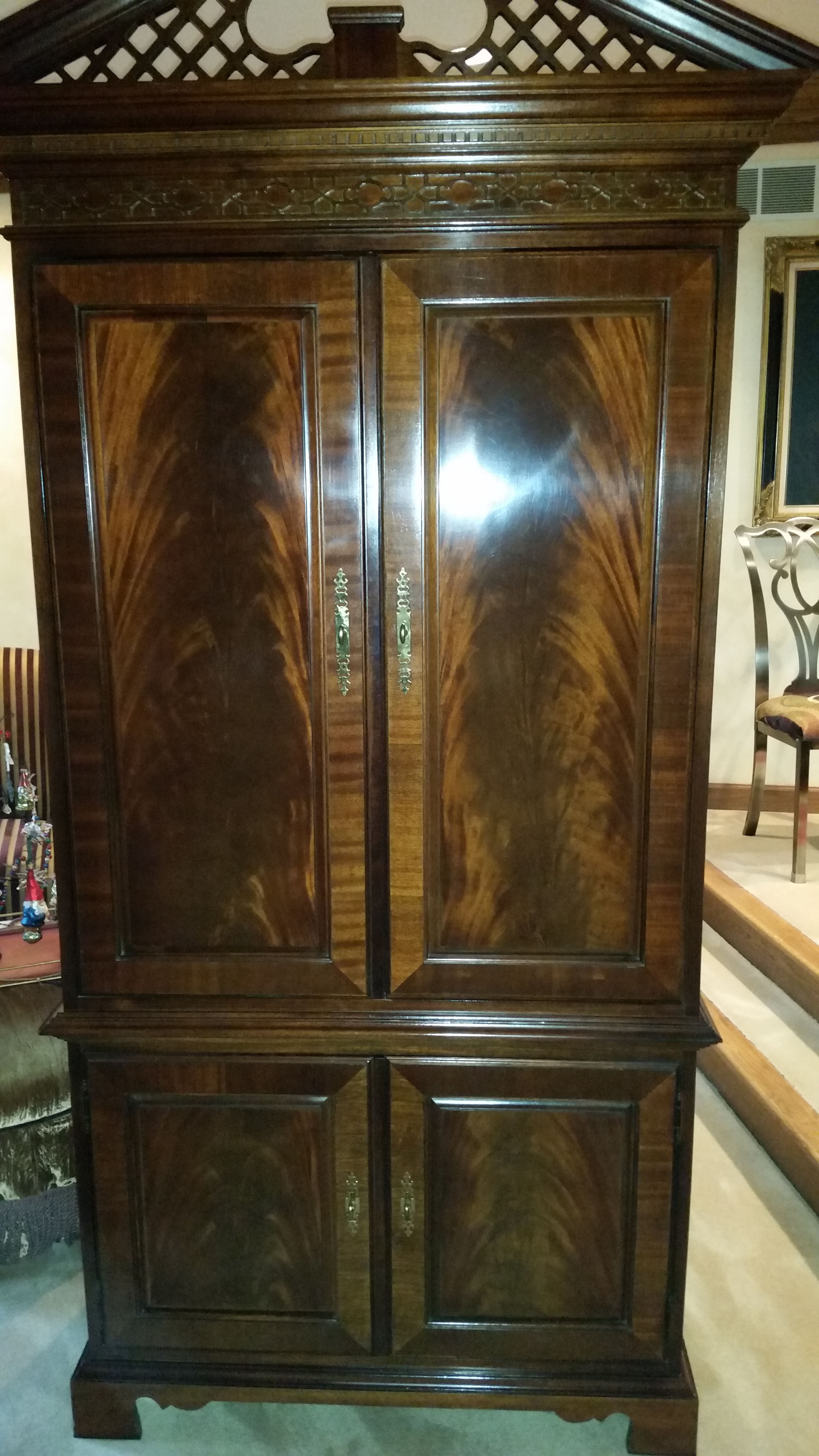 Thomasville Entertainment Center /Armoire