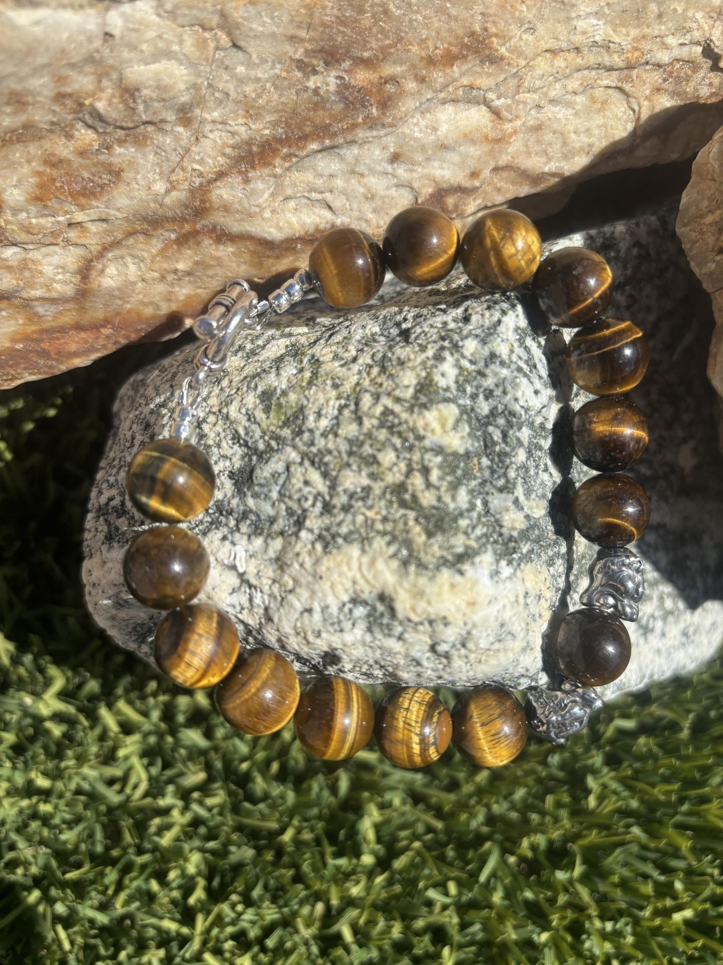 Tigers Eye Bracelet With Tigers Head