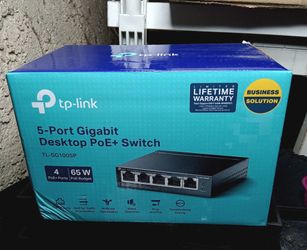 BRAND NEW *** TP-Link TL-SG1005P 5-Port Gigabit PoE+ Switch