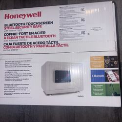 Honeywell Bluetooth Touch Digital Security Safe
