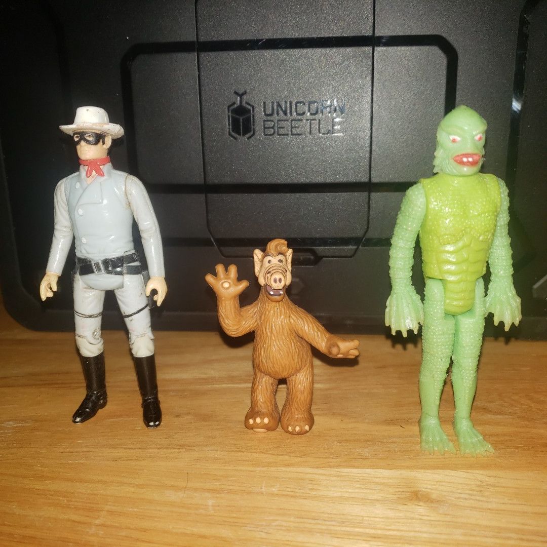 Offer up sucks. Too bad let go is gone. 1980s Toy Lot Glow in the dark Creature from the Black Lagoon, The Lone Ranger, Alf