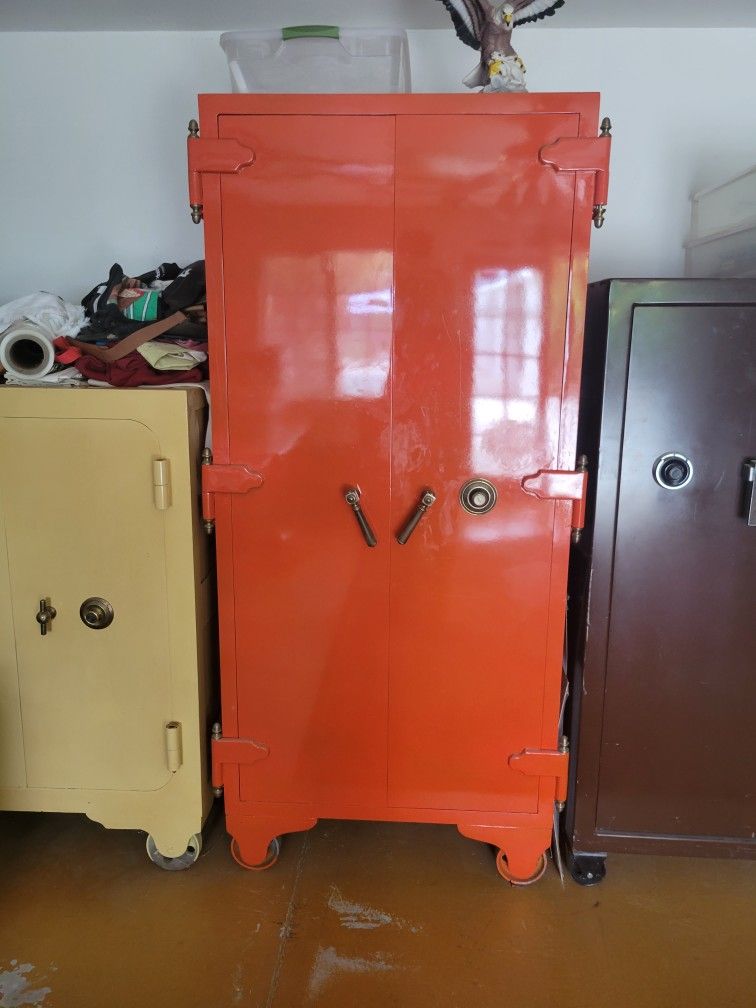 Antique Large Bank Safe (Custom Restore)
