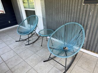 Patio set - Expensive Ergonomic