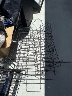 Storefront clothing rack