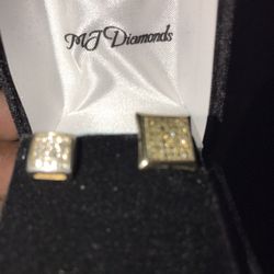 Men’s Diamond Earrings 