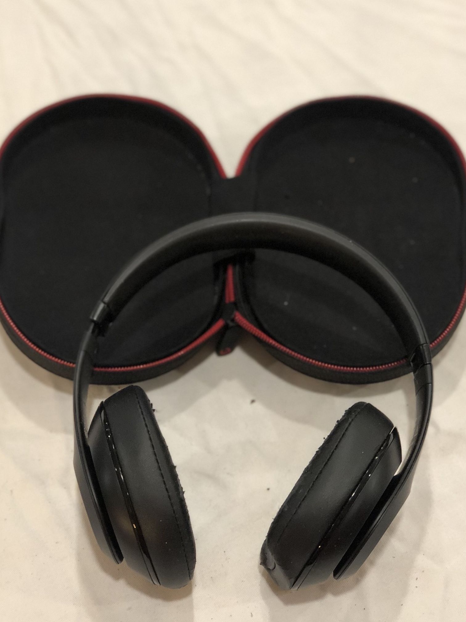 Beats Wireless Headphones 