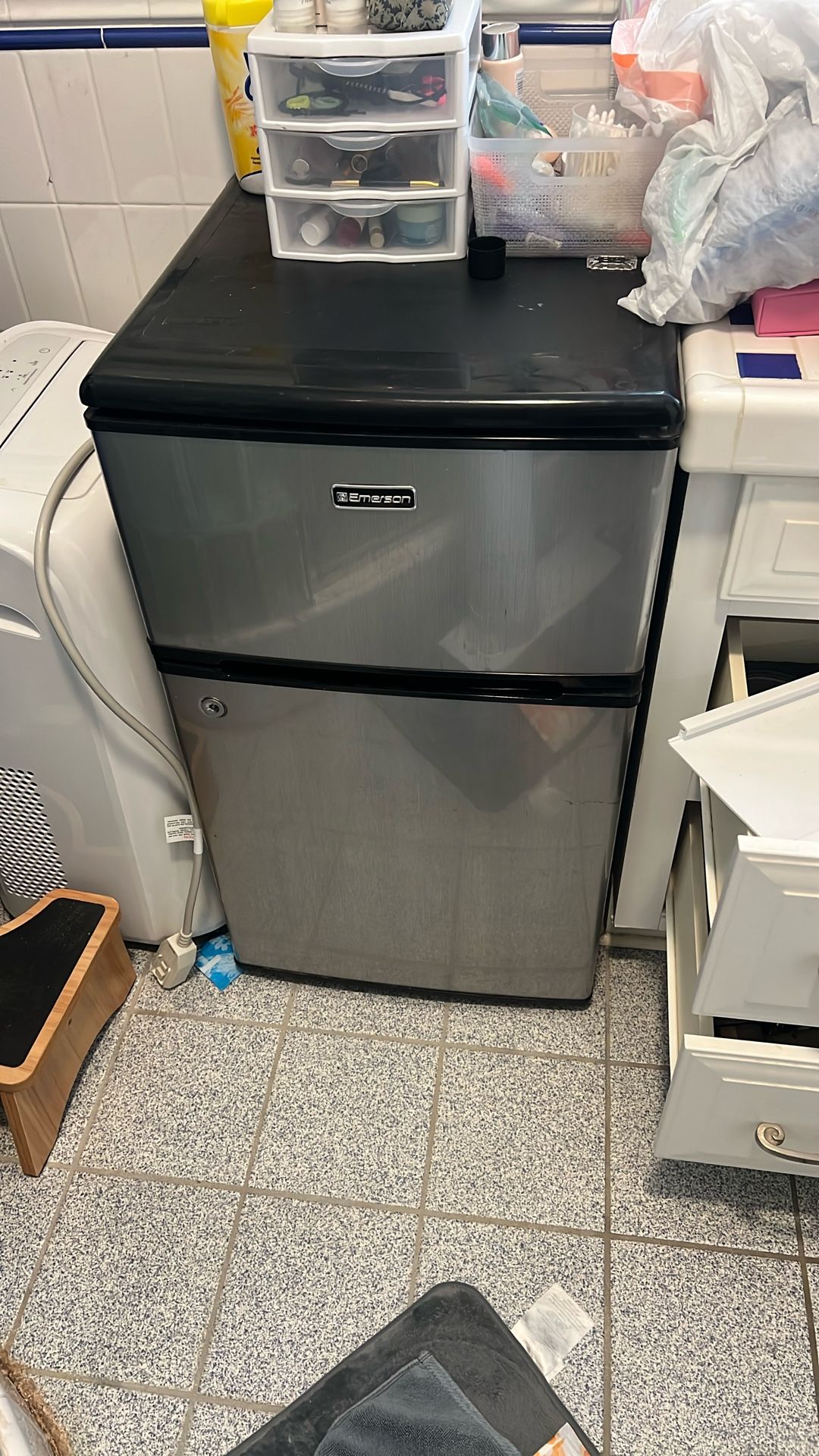 Emerson Mini Fridge And Freezer