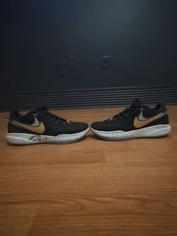 Keldon Johnson signed shoes