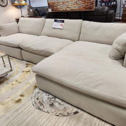 $10 Down Finance Reclining Sectional Sofa Loveseat Bedroom Set Queen Or King Bed Dresser Nightstand Chest Queen Or King Matress Dining Table 