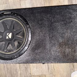 Kicker 43TC104 Ported truck enclosure with one 4-ohm 12” Comp subwoofer