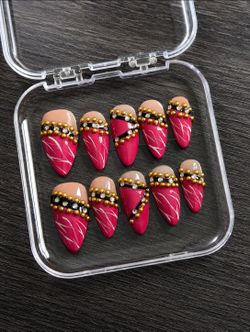 Press on Nails - Sizes M,L - CASH ONLY - 75th ave and Peoria
